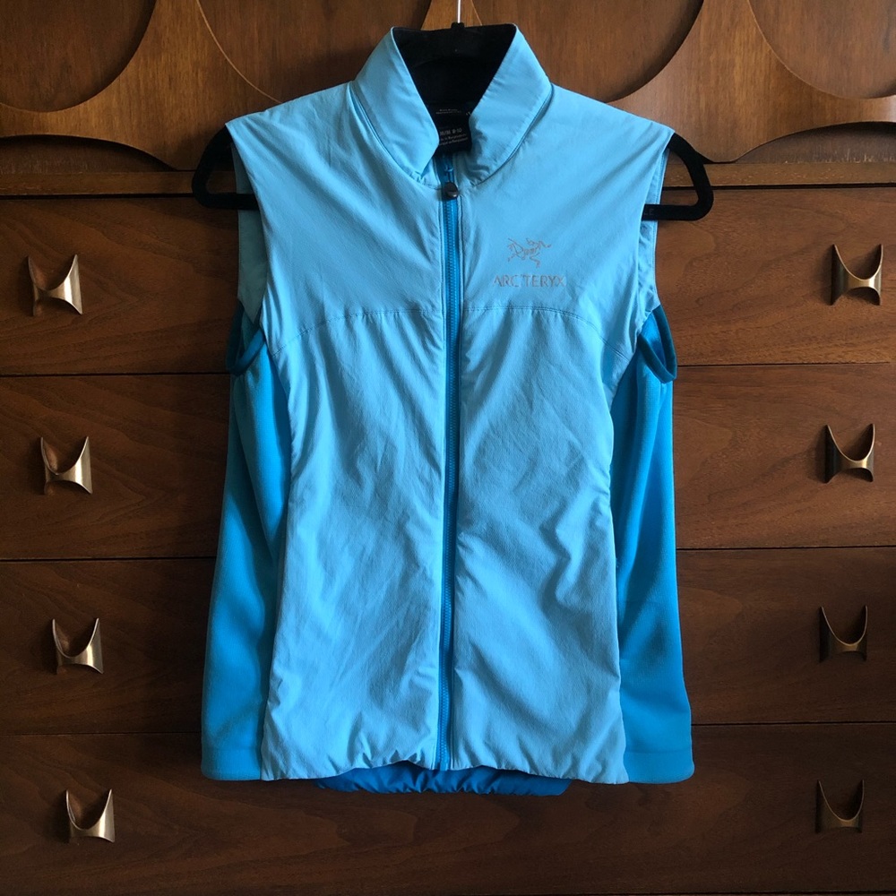 Arcteryx Atom LT Vest Women’s M Light Blue